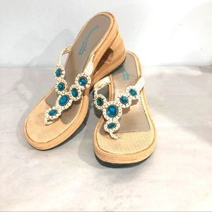 Something‘else from Skechers sandals